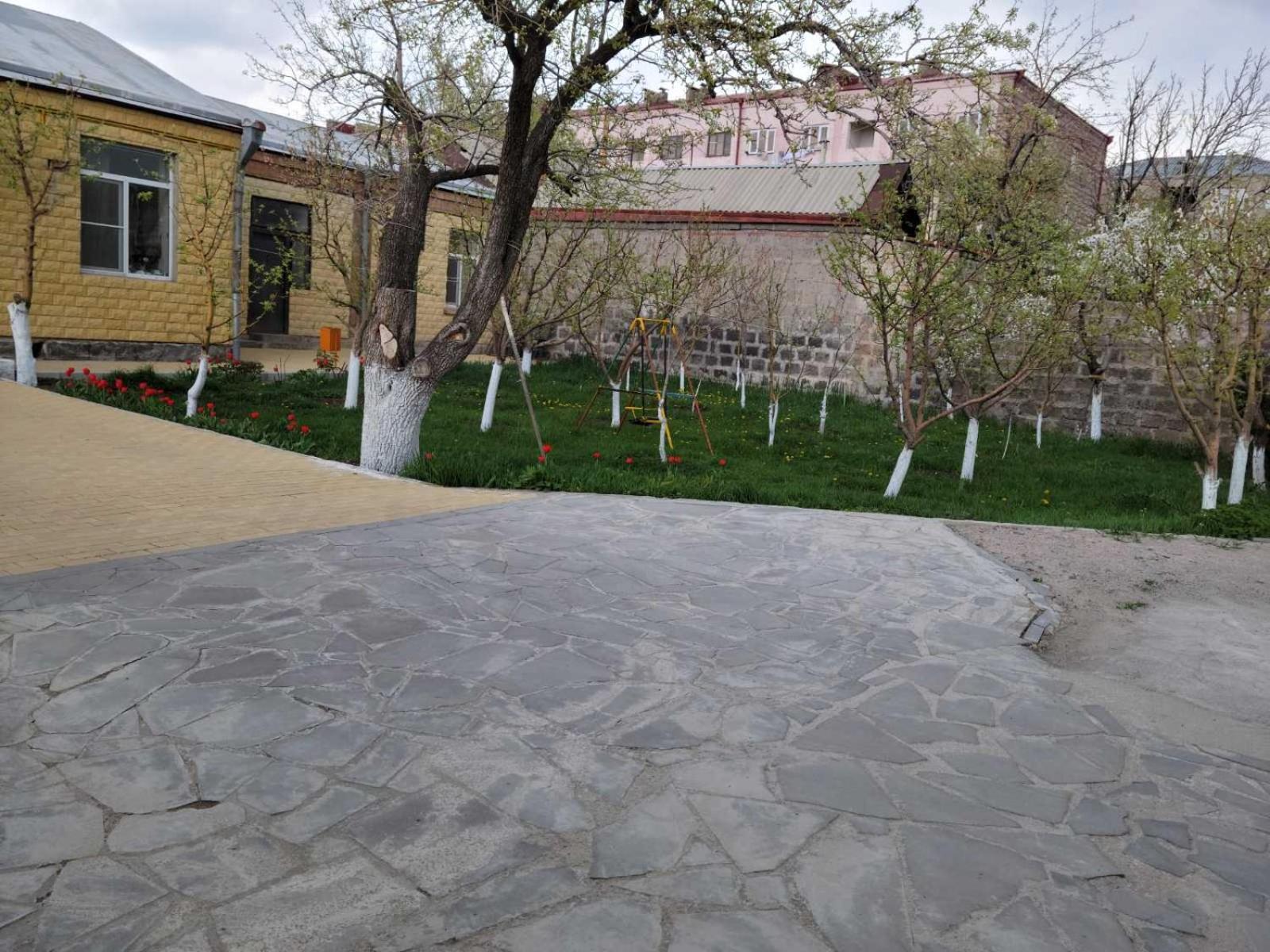Artush & Raisa B&B Gyumri Esterno foto